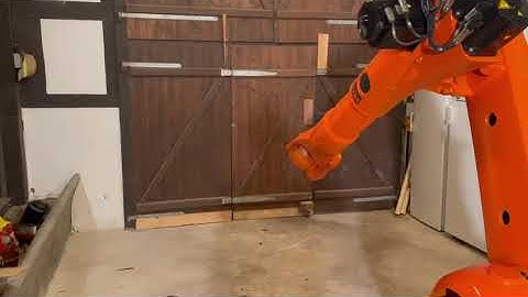 KUKA ED05 Windows XP KR 210-2 2000 Industrial Robot