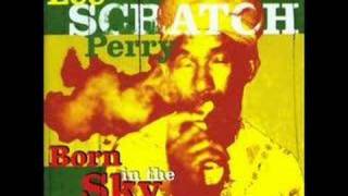 Video thumbnail of "Lee Scratch Perry - Rainy Night Dub"
