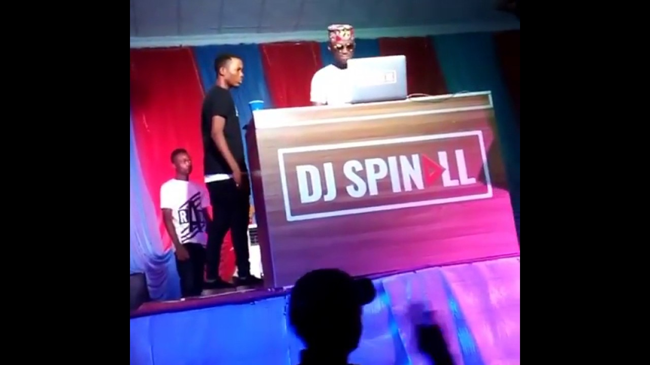[video] Artist Fell on stage While Performing With Dj Spinall