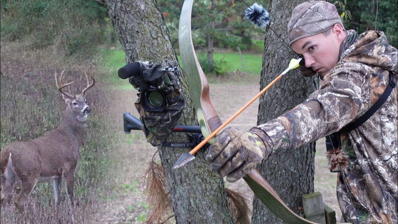 Michigan Bow Hunting Big Buck at 5 YARDS YouTube