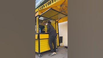 Cà phê hài hước: những pha dở khóc dở cười khi thưởng thức