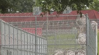 Oregon considers allowing prisoners to vote