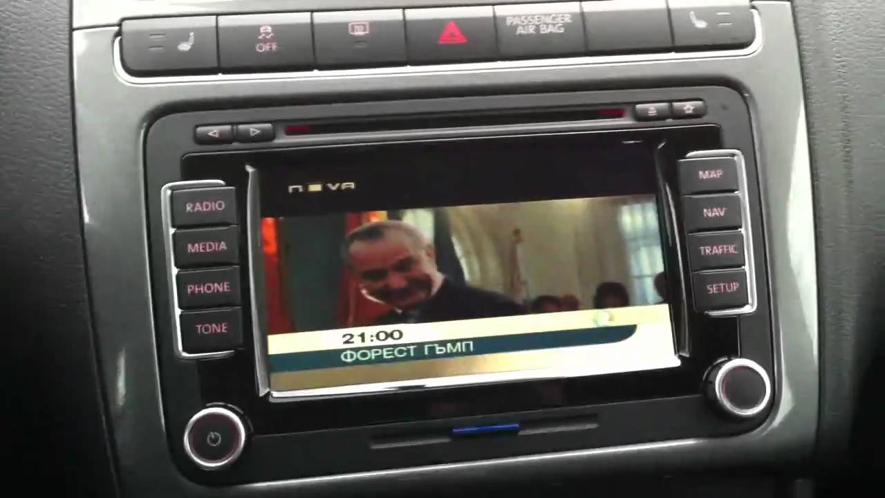 VW Polo 6R with RNS 510+ TV Tuner in motion YouTube