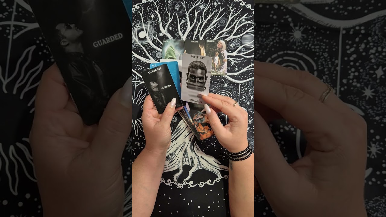 Acest bărbat se minte singur.Vă iubește dar poarta o mască.Revine,dar vă faceți dreptate.🫷