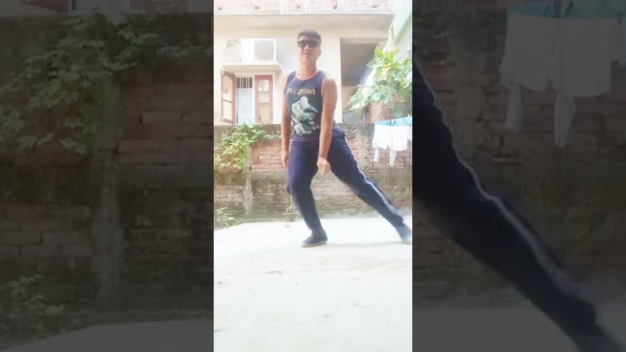 ⁣Dhoom 2 entry dance | Signature Dance #shortvideo