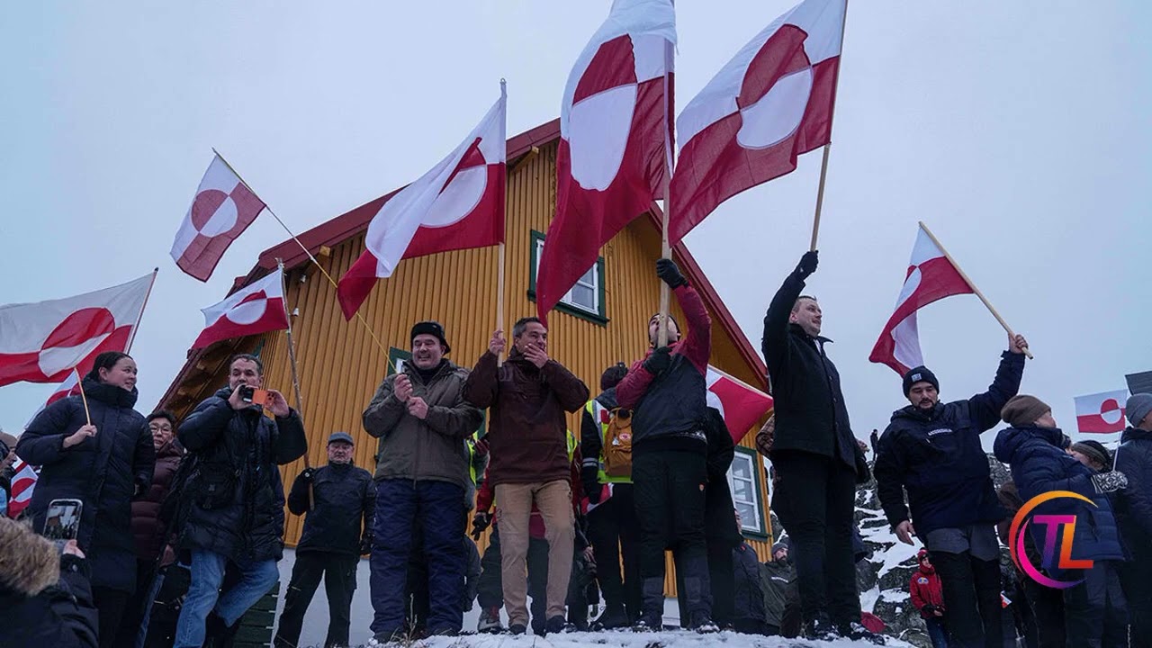 NBA heckler yells Leave Greenland alone during US national anthem at London game