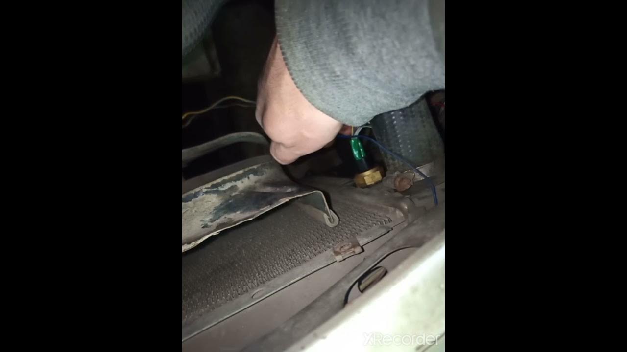 кнопка принудительного включения вентилятора охлаждения радиатора ...