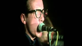 Video thumbnail of "Elvis Costello - Lip Service (live) (Lyrics)"