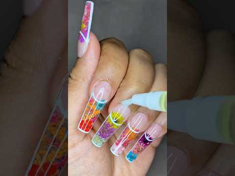 SPRING NAILS 2025