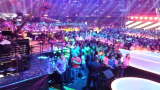 Kids call out to Cameron at the 2015 Kid's Choice Awards by Victor Boyce 5,884 views 9 years ago 33 seconds