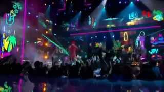 Chris Brown Loyal live at bet awards 2014 Resimi