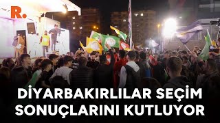 Diyarbakırlılar seçim sonuçlarını kutluyor