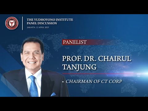 Penyampaian Materi oleh Panelis Prof. Dr. Chairul Tanjung dalam TYI Panel Discussion