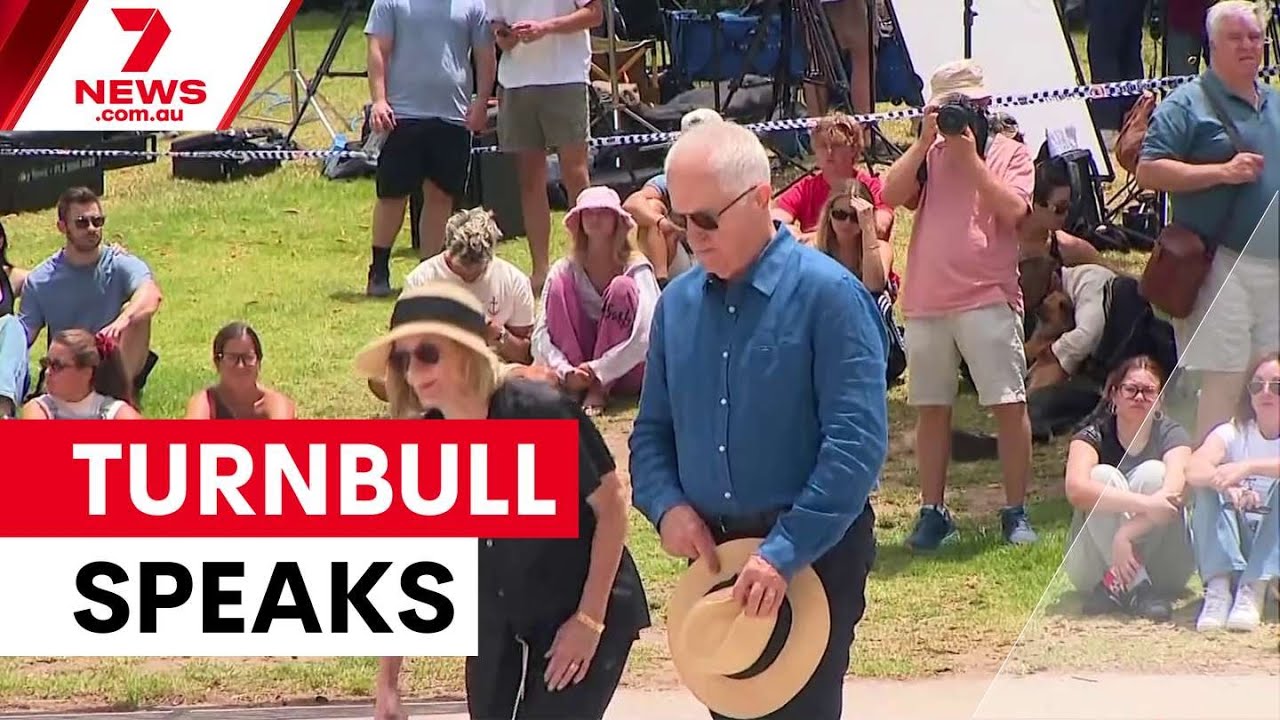 'A surreal experience': Malcolm Turnbull speaks on Bondi shooting massacre | 7NEWS