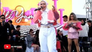 Download lagu Uperengngi - Kubertahan 2Versi Cipt.Selfi Yamma