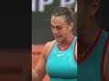 Aryna Sabalenka takes the first set following an incredible display from both women 👏  #frenchopen