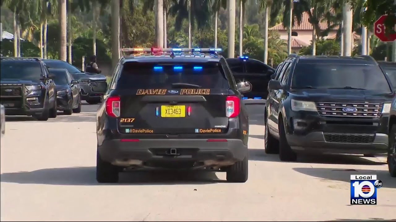 Man believed to be armed barricades himself inside Davie home - YouTube