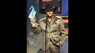 33rd CMA Awards (1999) : Male Vocalist of the Year - Tim McGraw