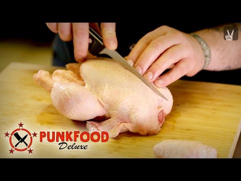 Video: Wie Man Gefrorenes Hühnchen Kocht