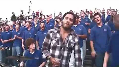 Lenny Kravitz crashes the VOP Choir in New Orleans...