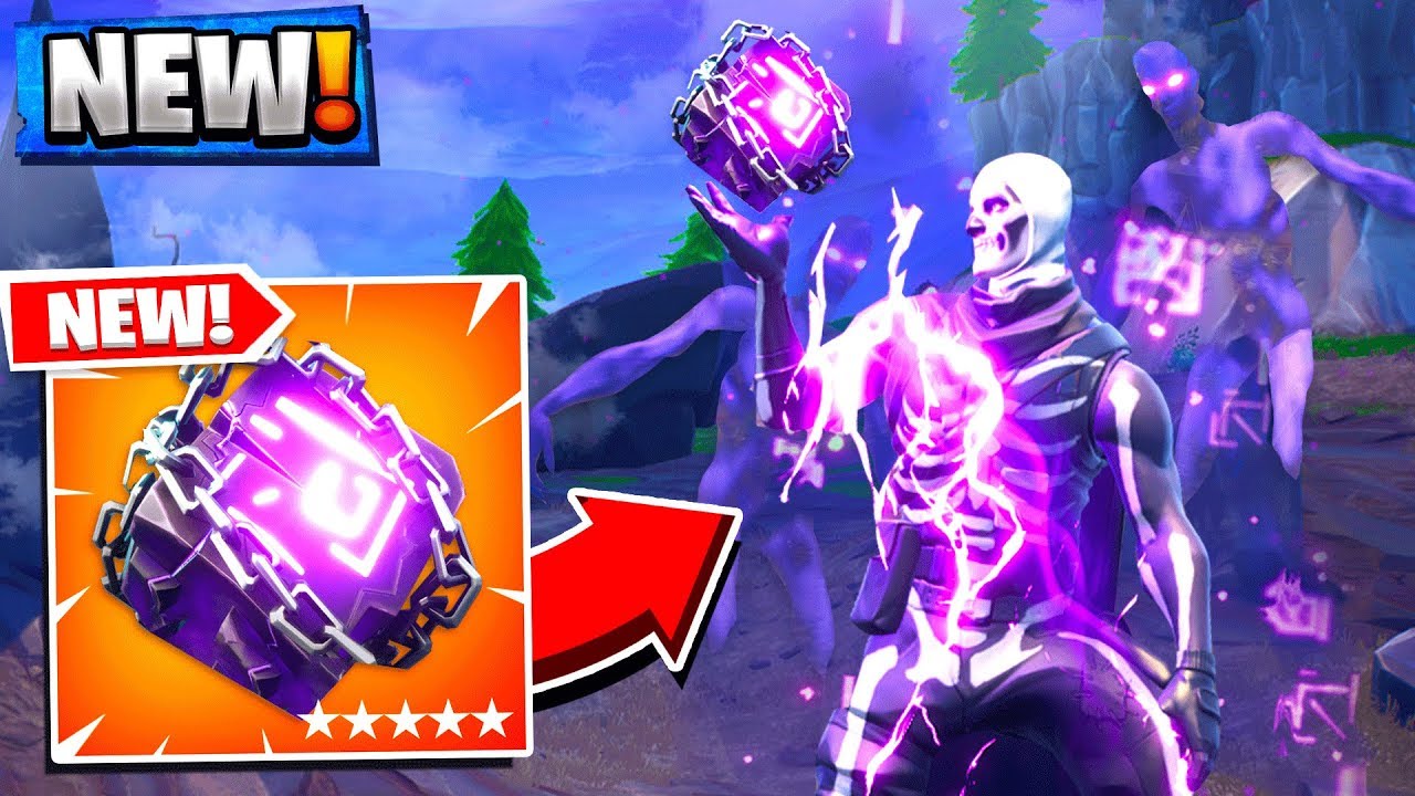 THE NEW FORTNITE HALLOWEEN GAMEMODE, NEW ITEM AND THE PURPLE CUBE DESTROYING FORTNITE!