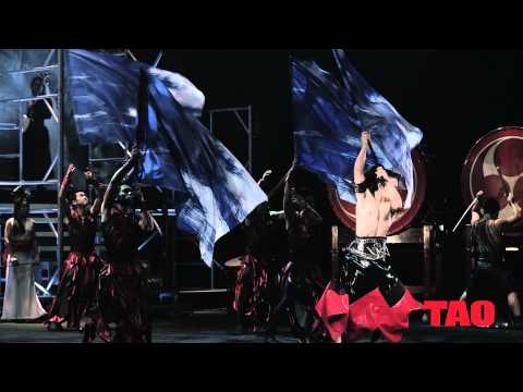 これが日本の和太鼓! DRUM TAO DVD「十七人のサムライ」より - YouTube