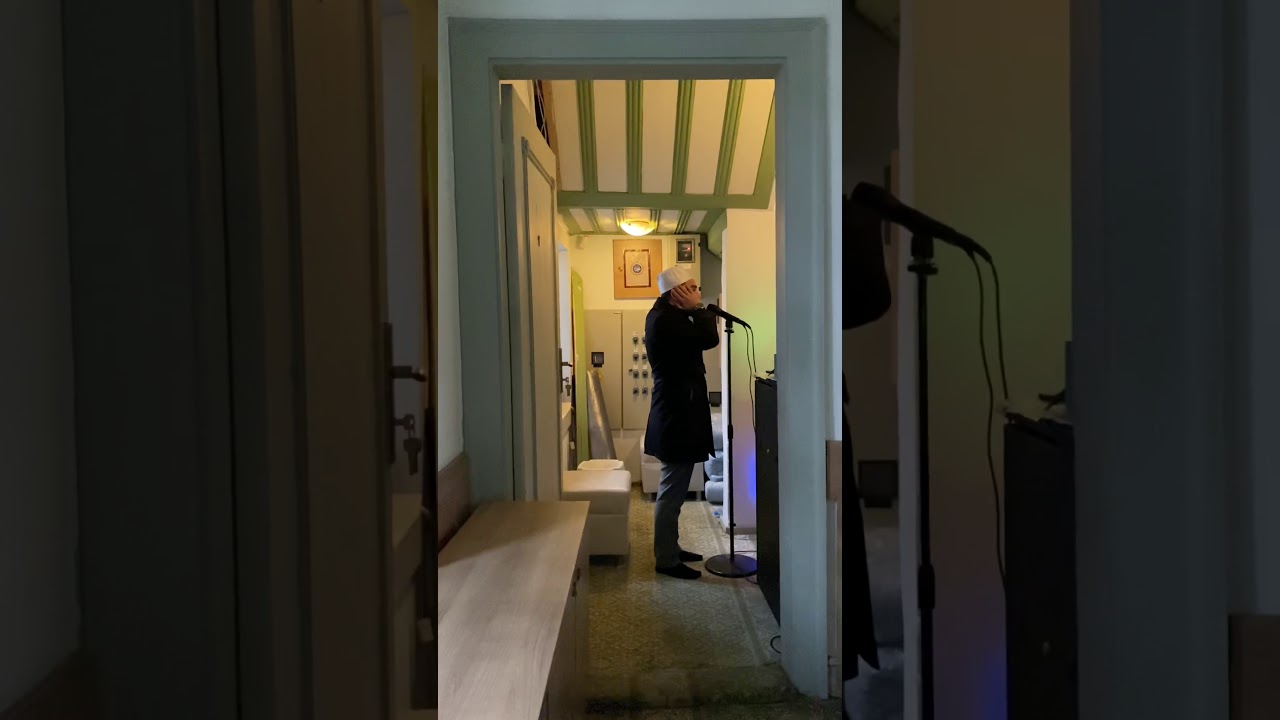 Hafız Alpcan Çelik İkindi Ezanı  Emirgan Camii (Rast Makamı)