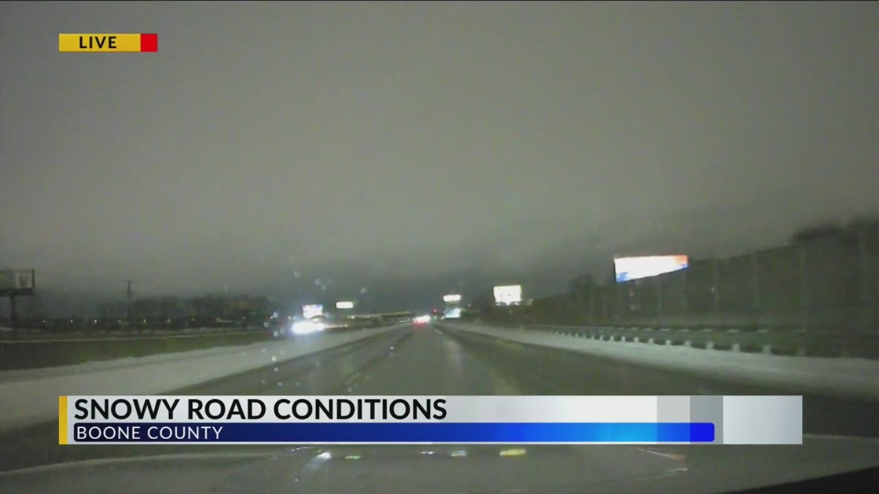 Snow showers continue in central Indiana Saturday night - YouTube