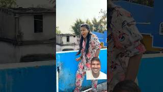 तलवार में धार लगा रही है 🔪😂😀 #shorts #comedy #realfools #surajroxfunnyvibeo #vikaramcomedy