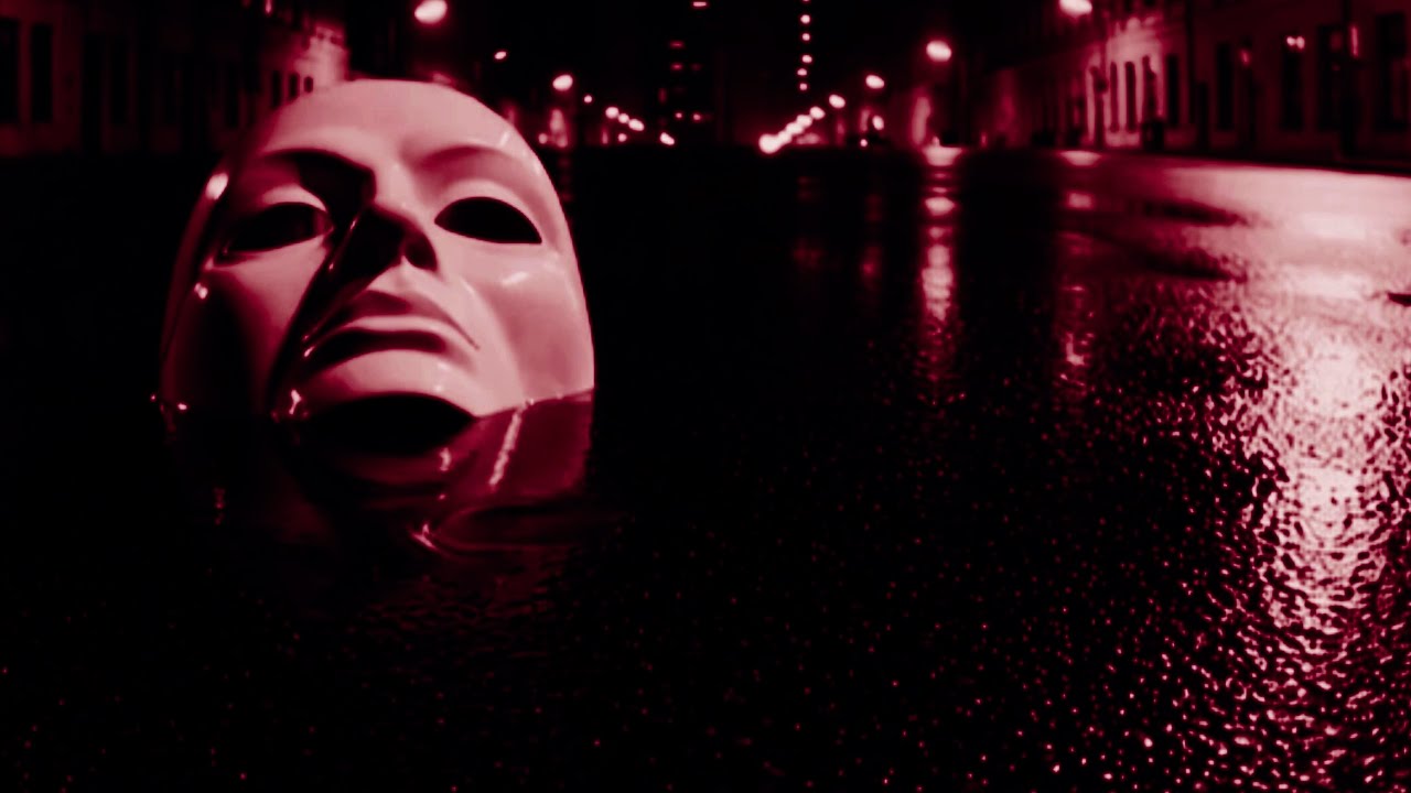 Guarda Real - Official Music Video su YouTube Guarda Real - Official Music Video su YouTube