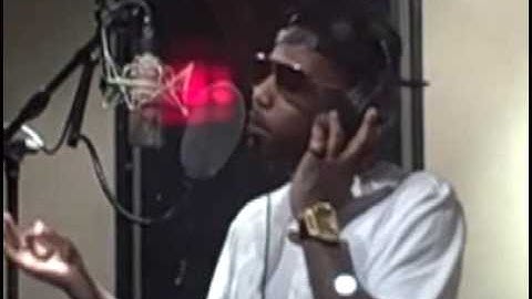 Fabolous Records Throw It In The Bag Remix ft. drake produced by shatek LIVE