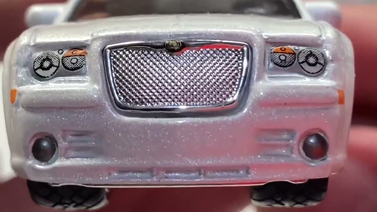 Maisto Playerz - Chrysler 300C Hemi - YouTube