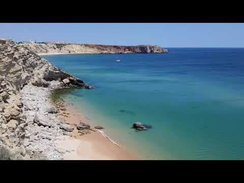 Video: Melampaui Lisbon Dan Algarve: Menjelajahi Portugal Yang Kurang Dikenal - Matador Network