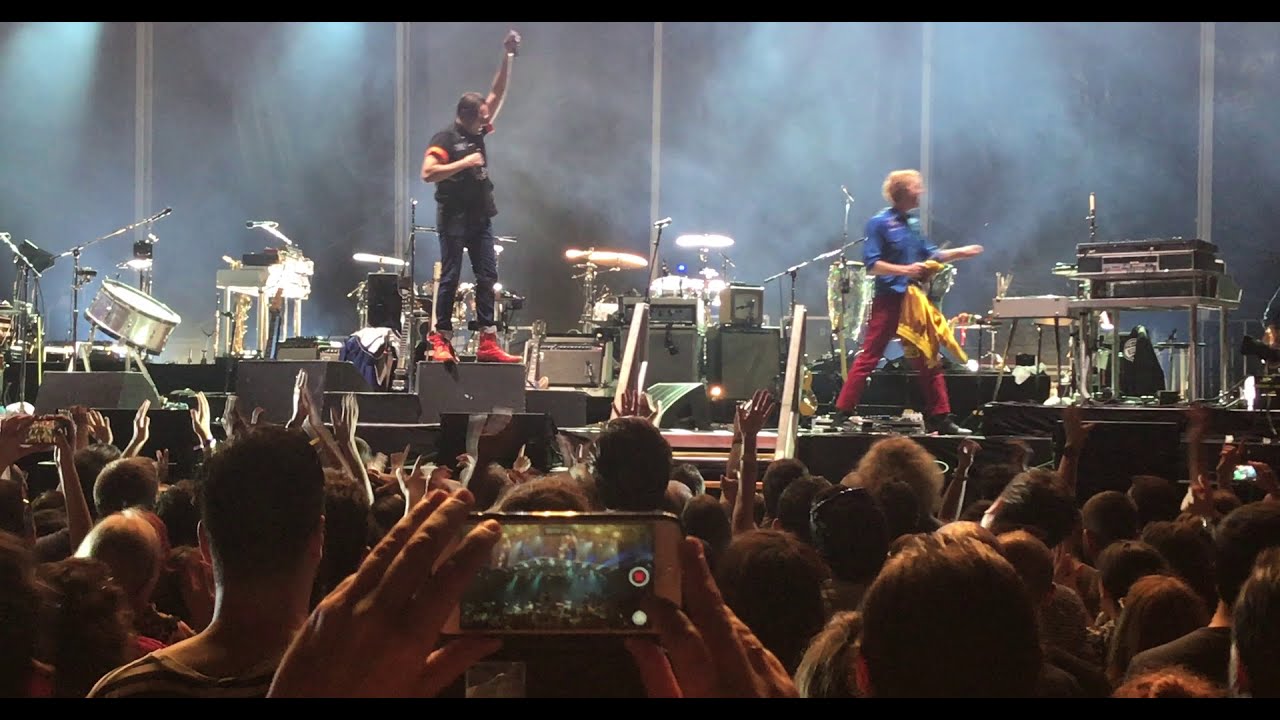 Arcade Fire Wake Up Live Glastonbury