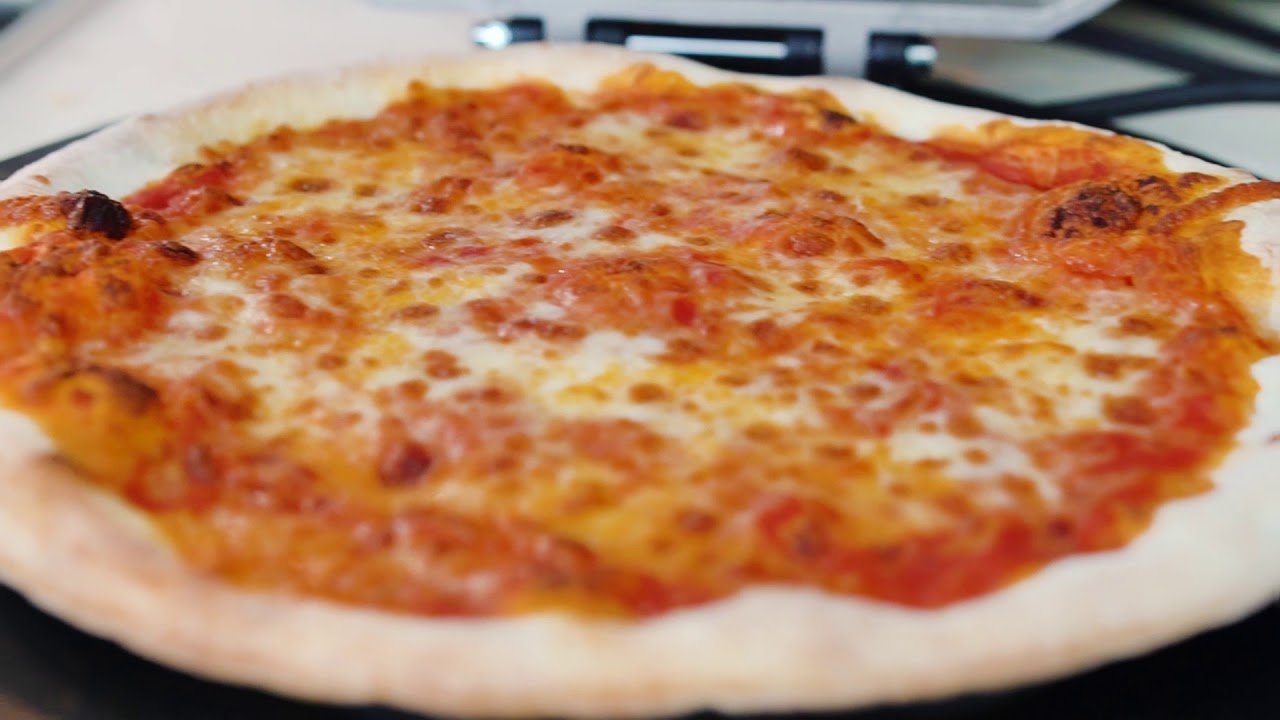 Forno Cuoci Pizza Regina da Giovanellishop.com - YouTube