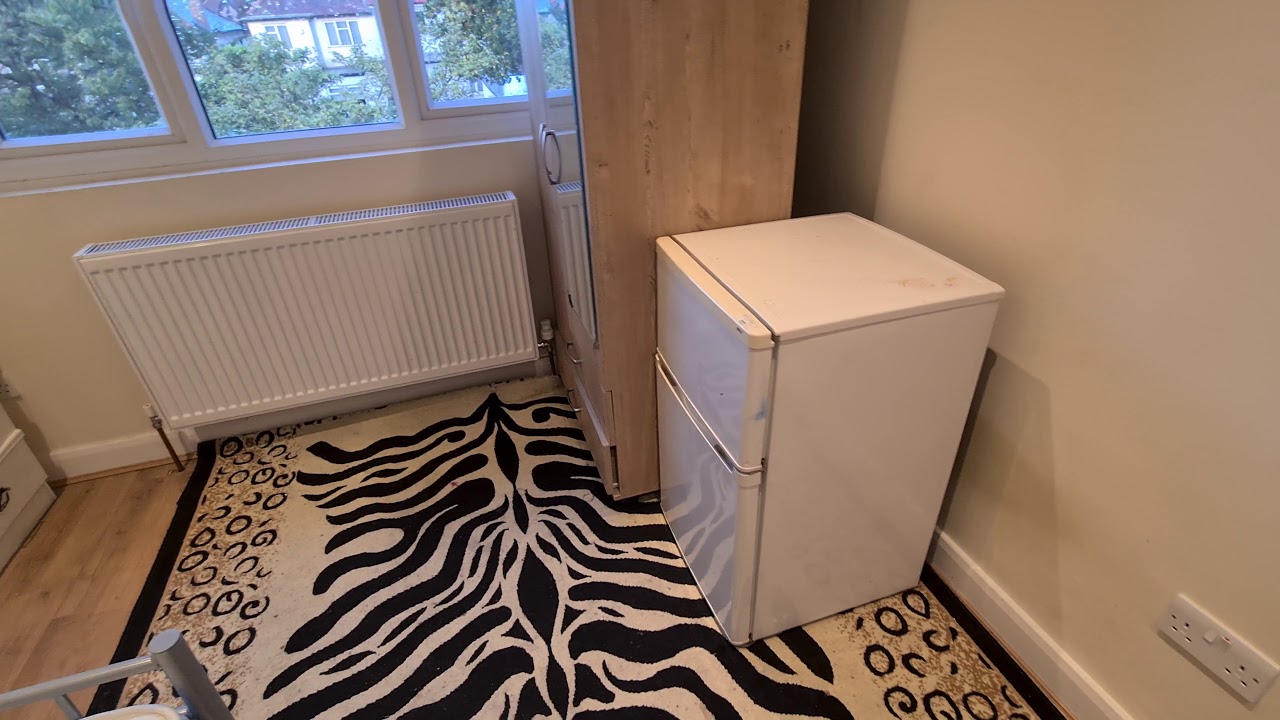 Double Room in Neasden NW2