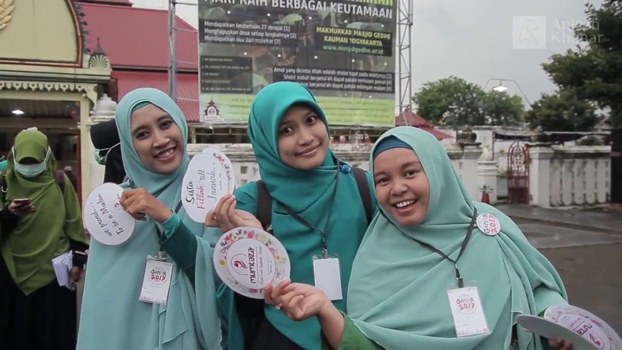 Gemar (Gerakan Menutup Aurat) Jogja 2017 by Anizah Khimar - YouTube