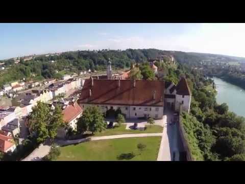 burg-zu-burghausen---längste-burg-der-welt---1051-meter