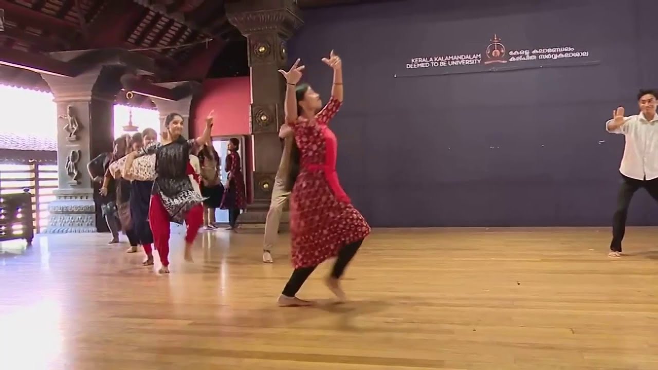 സംസ്ഥാന സ്‌കൂള്‍ കലോത്സവം; അവതരണ ഗാനത്തിന്റെ നൃത്ത പരിശീലനം ഏറ്റെടുത്ത് കേരള കലാമണ്ഡലം| Kalamandalam