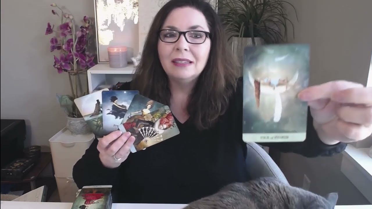 LIBRA APRIL  - PSYCHIC TAROT READING with Stella Wilde
