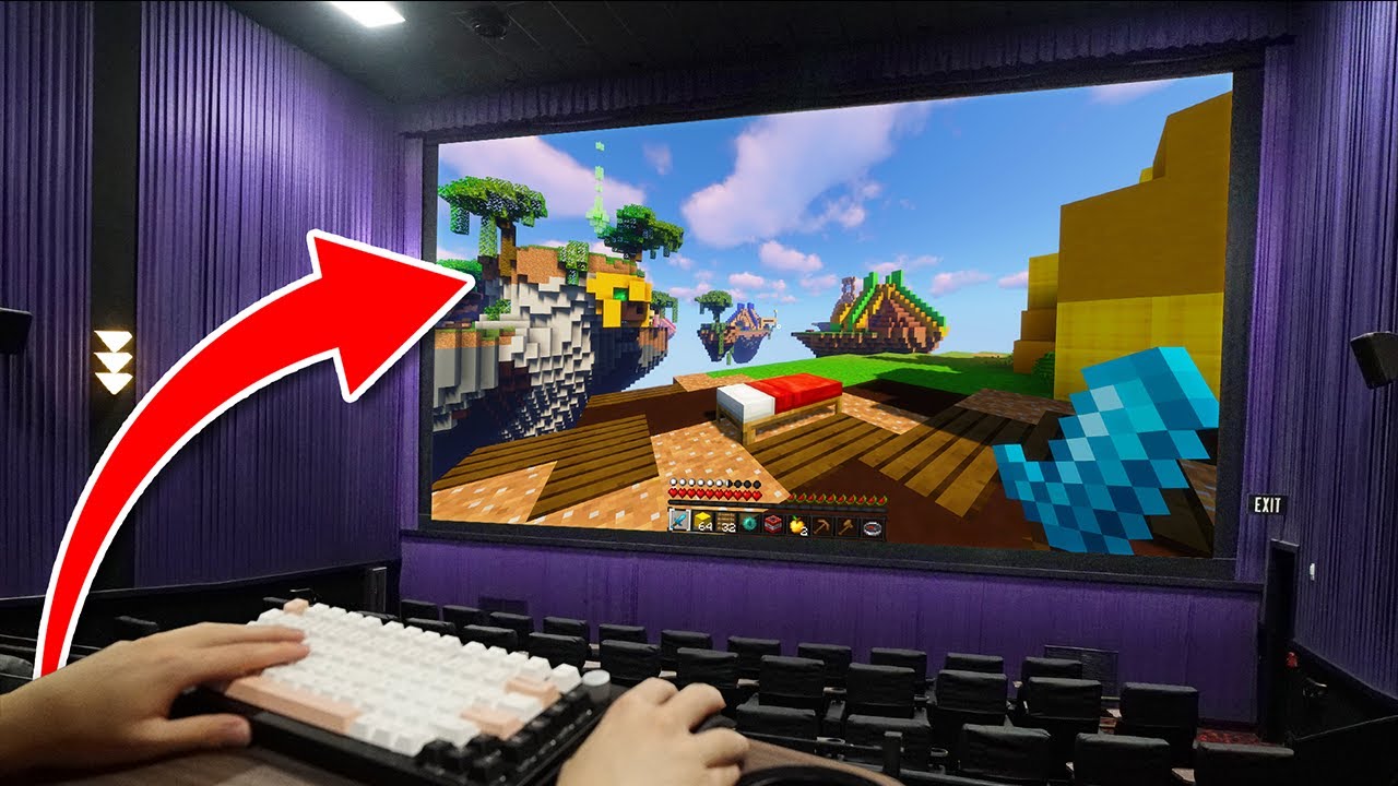 I Played Minecraft Bedwars In A Movie Theater