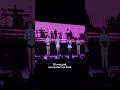 Rosé & Lisa credit pepper crab for '10x louder' day 2 S'pore crowd   #blackpink #deadlineworldtour