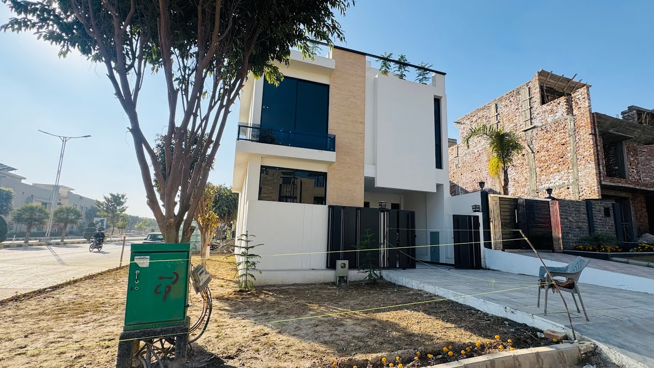 5 Marla Corner House Sale in B17 Islamabad 