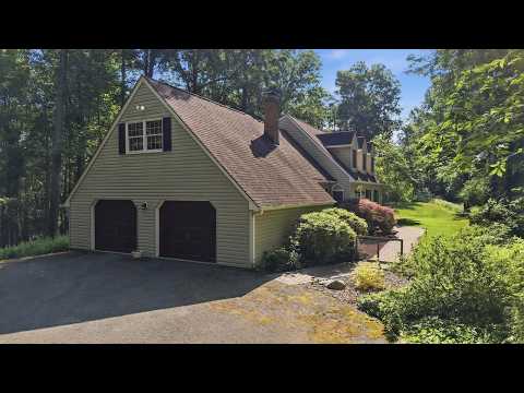 875 Greenview Dr, Stroudsburg, PA home video tour