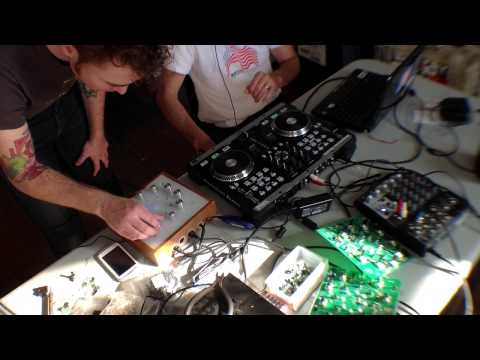 Capsule + Traktor Sync Test