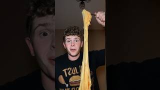 Eating the viral mac n cheese food hack!