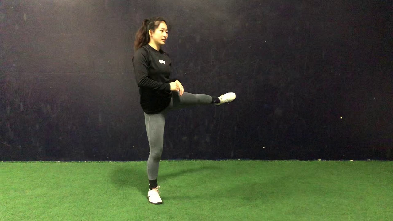 LS Training - Squat with Lateral Leg Lift - YouTube