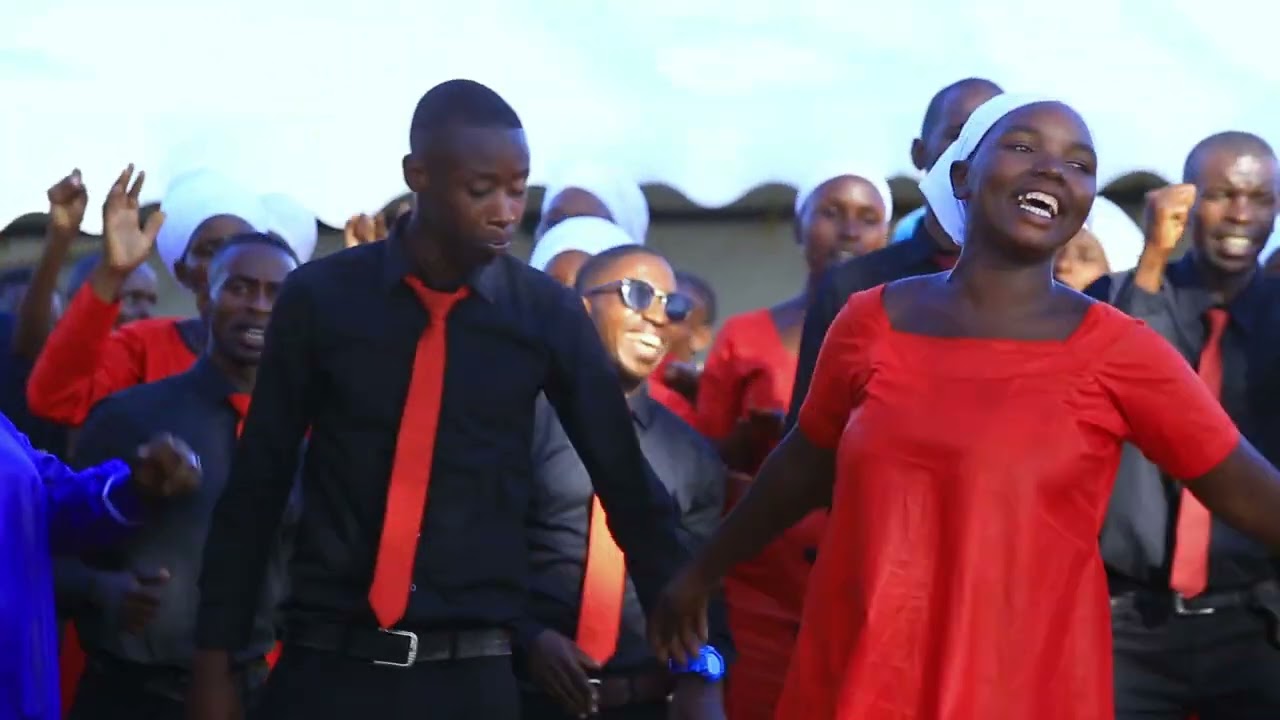 REBA IBIHE BYIZA CHORAL ITABAZA YAGIRIYE MWIFUGABUTUMWA  MUMAJYEMFO . MUNDIRIMBO ZAYO NZINZA