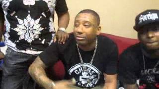 RECORDING ARTIST MAINO GIVING HOT 94 JAMZ A SHOUT OUT