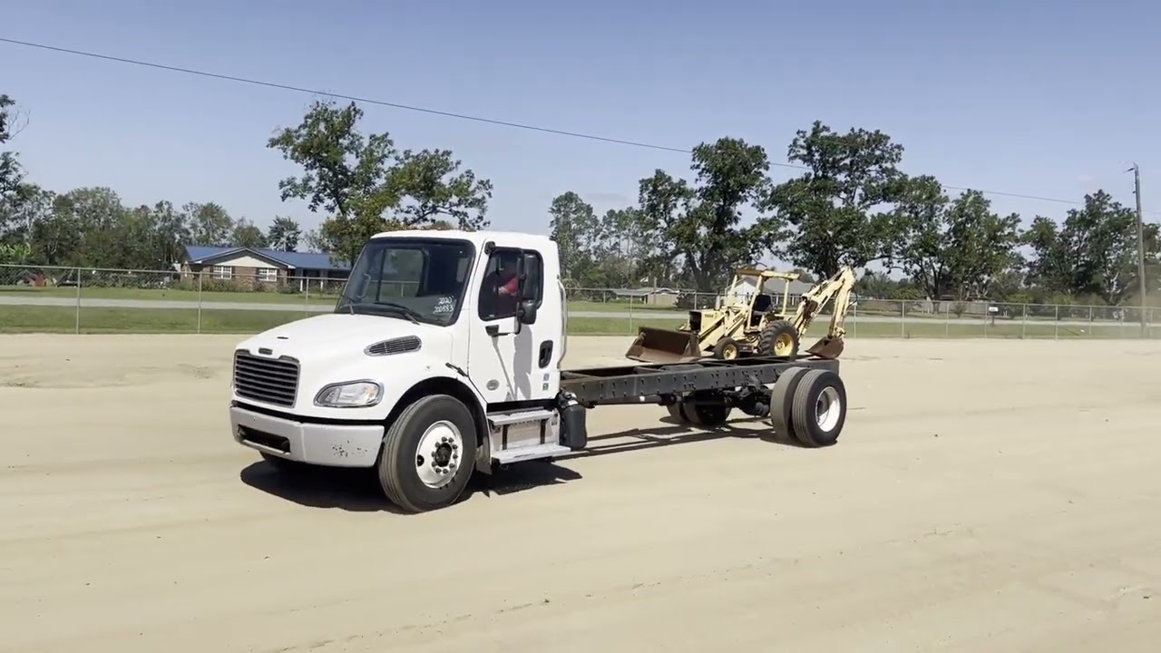 2020 FREIGHTLINER CHASSIS TRUCK For Sale